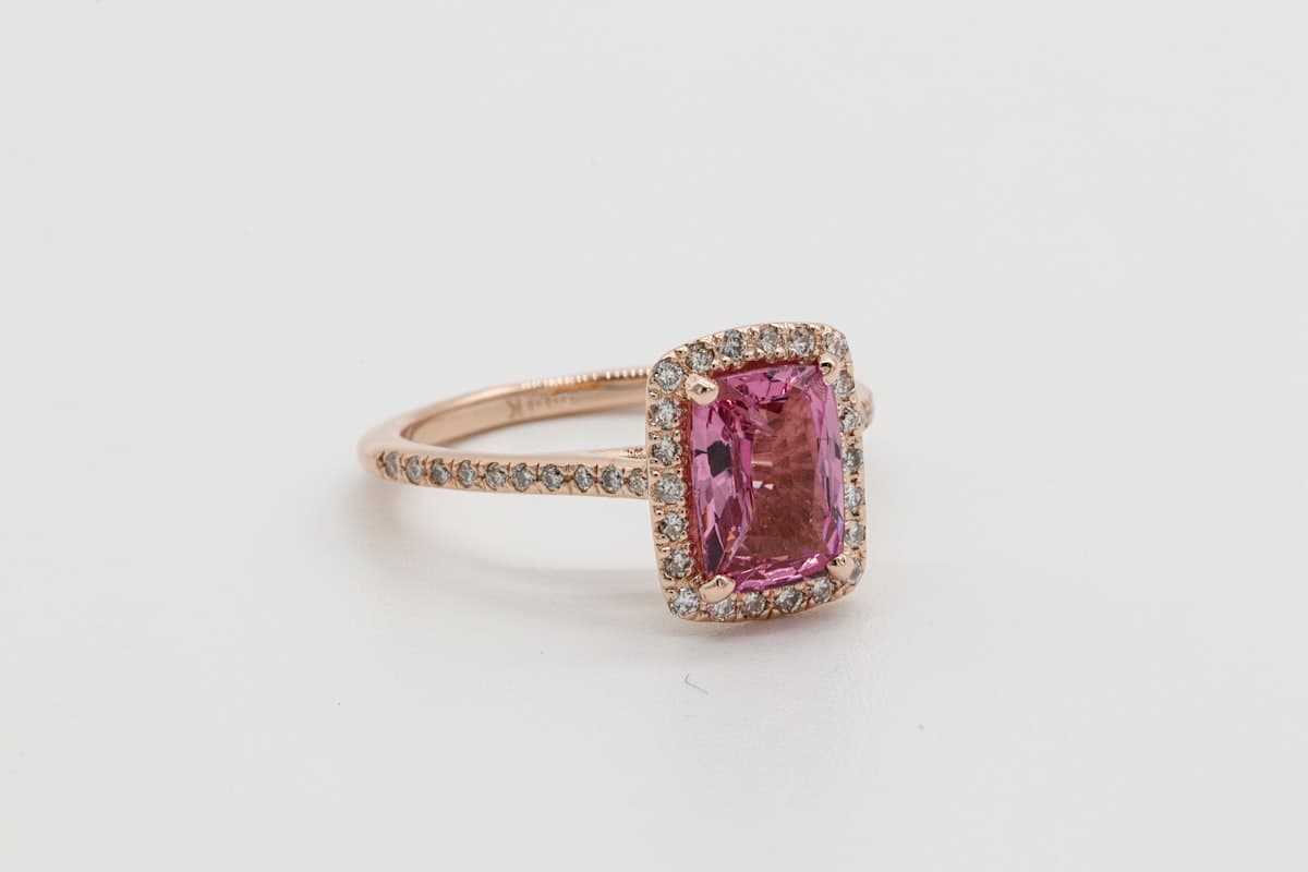 Velvet Signet