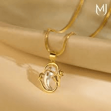 Cameo Pendant